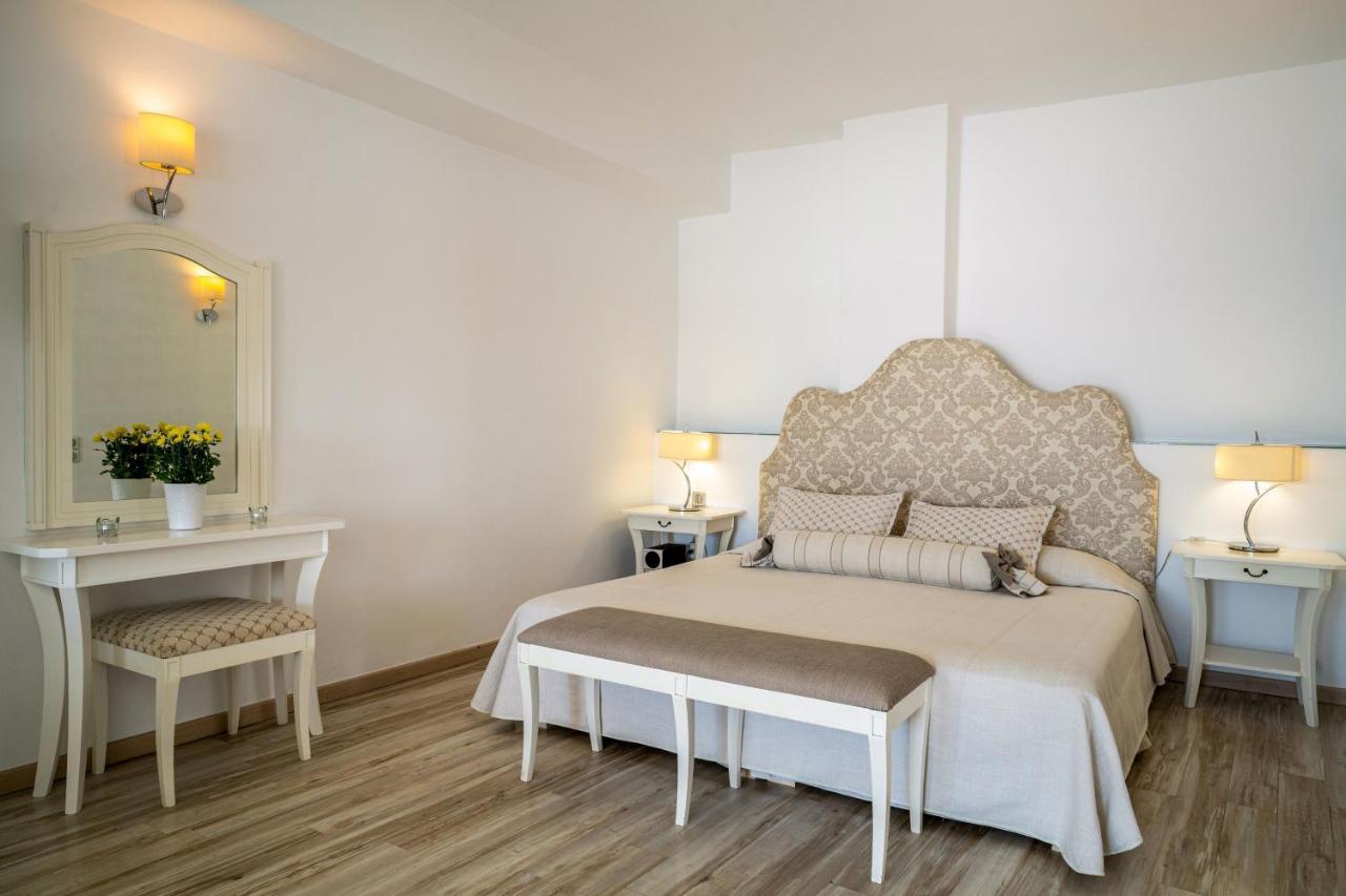 Delfini Villas Oía Exterior foto